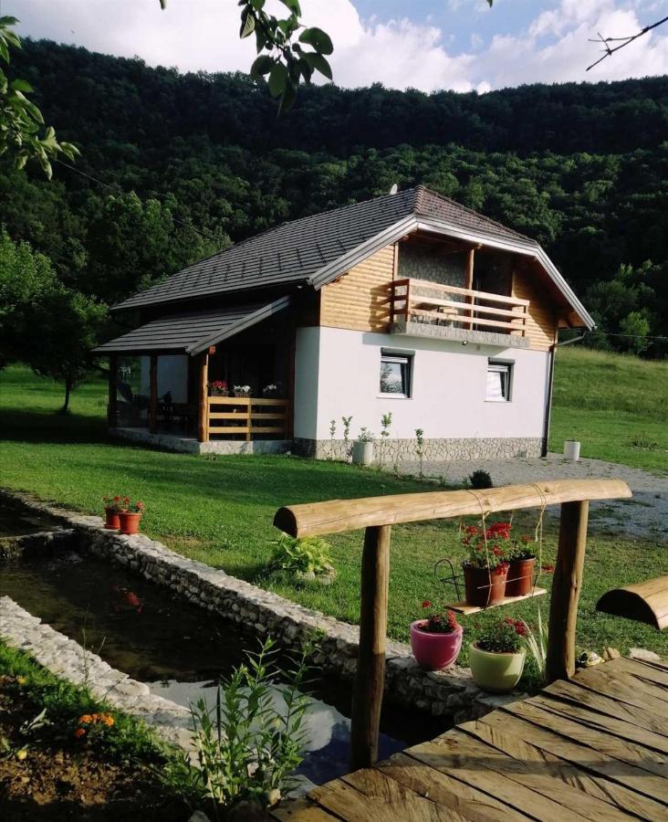 Vacation House Studenac Бихач Экстерьер фото
