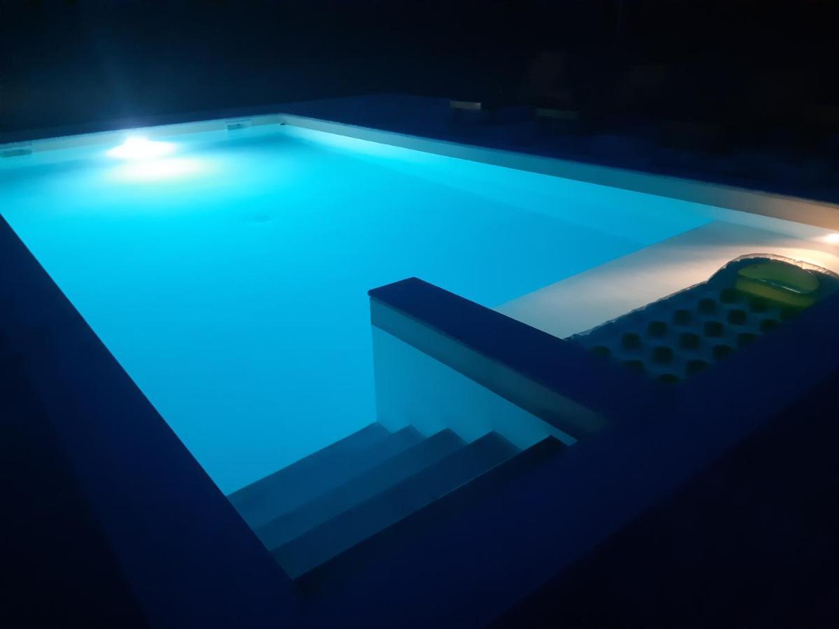 Vacation House Studenac Бихач Экстерьер фото